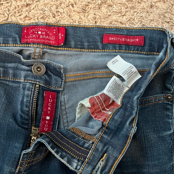Lucky Brand Sweet’N straight style jeans size 6/28 ankle - Picture 3 of 4